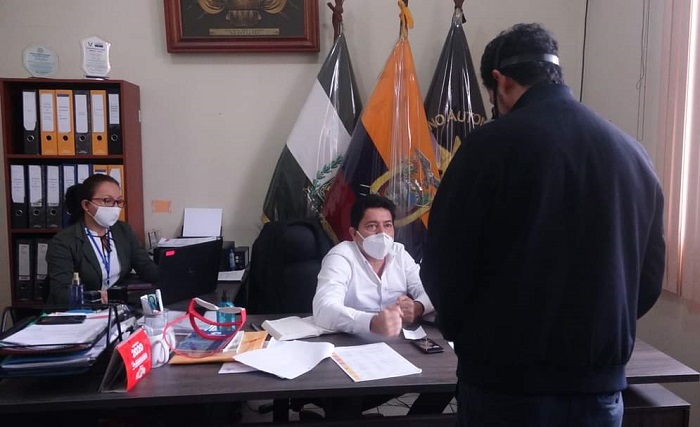 Alcalde de Montalvo retoma sus actividades administrativas luego de su recuperación del Covid-19