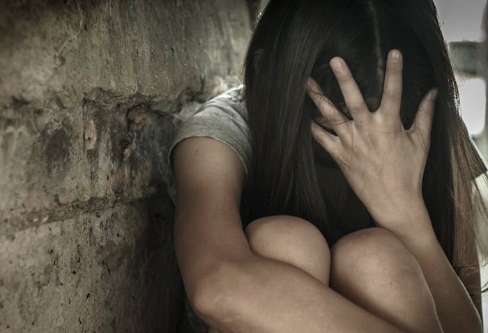 Sentenciado a 22 años de cárcel por violación de su hijastra, en Bolívar