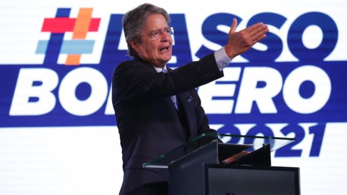 Guillermo Lasso es el presidente virtual de la República del Ecuador