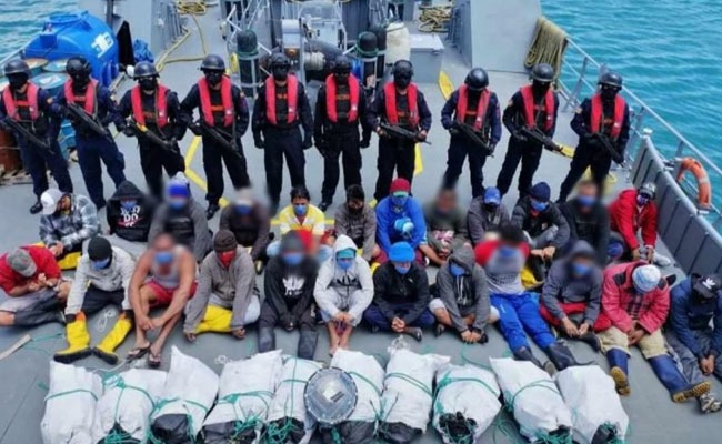 24 personas detenidas por presunto tráfico de cocaína a gran escala en Galápagos