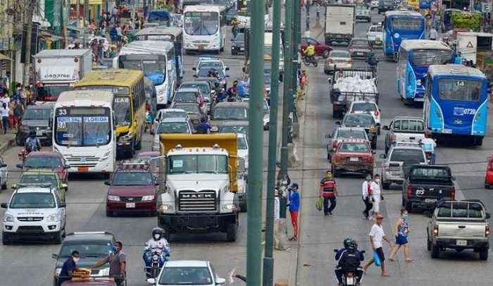 Guayaquil levanta restricción de circulación vehicular por placas
