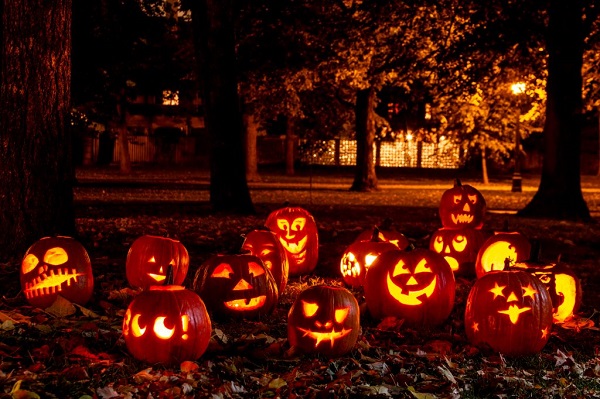 31 de octubre Ecuador celebra ¿Halloween o el día del Escudo Nacional?