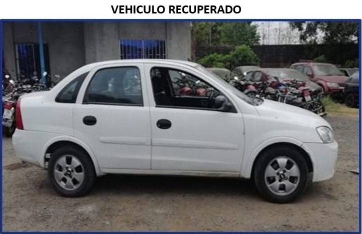 La Policía de Quevedo recupera vehículo robado en mercado del Río, estaba escondido en San Carlos