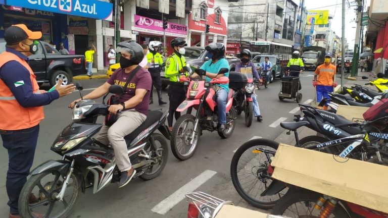 Más de 53 motocicletas detenidas en Quevedo, por andar dos hombres circulando