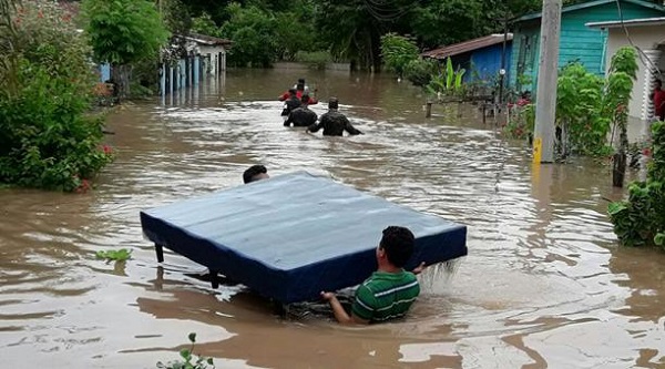 Muerte y destrucción deja la tormenta tropical Eta en Honduras y Nicaragua