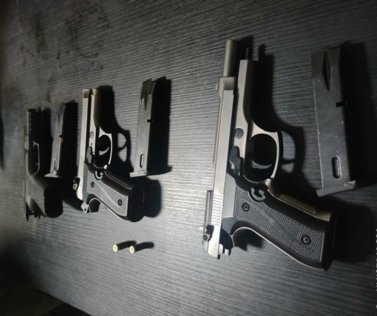 Se decomisan armas de fuego en sectores populares de Quevedo