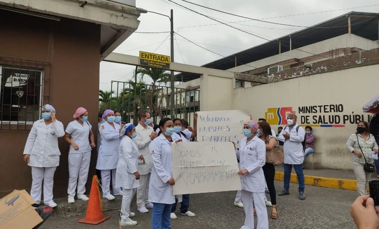 ‘Sin nombramientos’ trabajadores de salud del Hospital Sagrado Corazón de Jesús de Quevedo