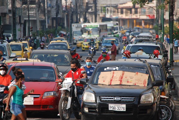Este viernes, 1 de enero, en Ecuador solo pueden circular vehículos particulares con placas terminadas en 1, 3, 5, 7 y 9