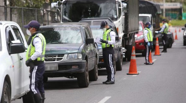 Ecuador: Circulación por último dígito de placa desde el jueves 1 al domingo 4 de abril