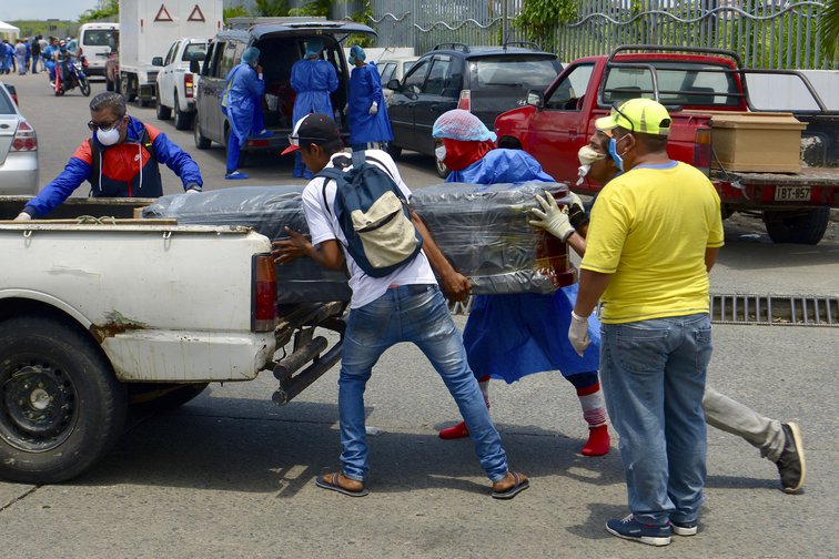 En Guayaquil, las muertes por Covid suben a 14 diarias