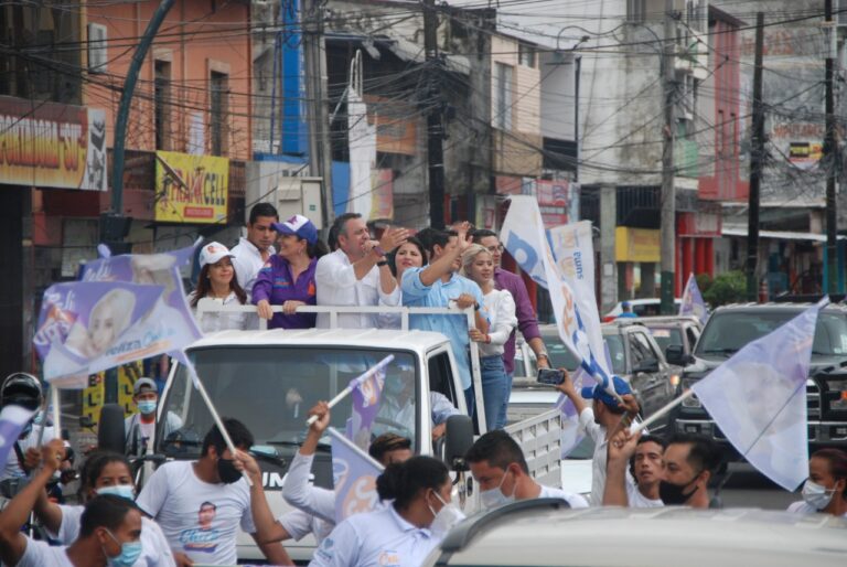 Corta semana de campaña electoral y se intensifican los recorridos