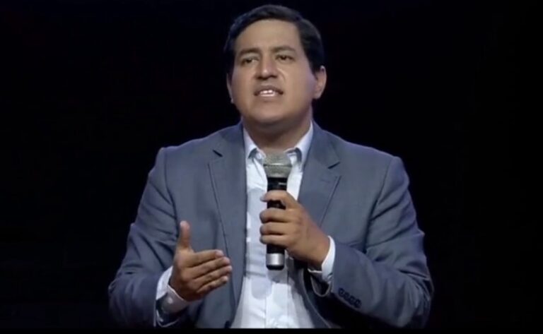 Andrés Arauz: ‘Seremos prudentes, vamos a esperar los resultados oficiales para poder salir a festejar a todas las calles del país’