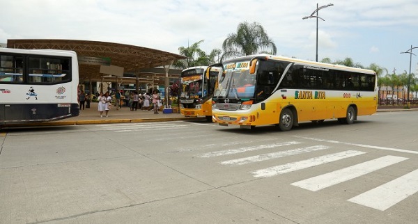 Transportistas urbanos de Babahoyo piden revisión de la tarifa del pasaje