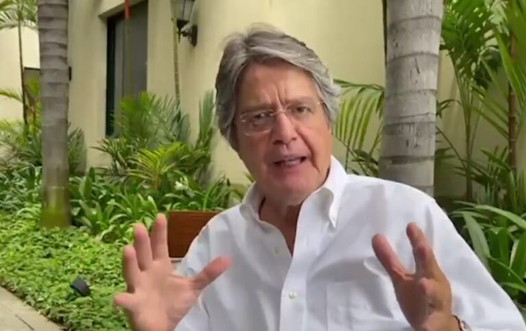 Guillermo Lasso: ‘todos mis ingresos han sido declarados y he pagado los impuestos correspondientes en Ecuador’