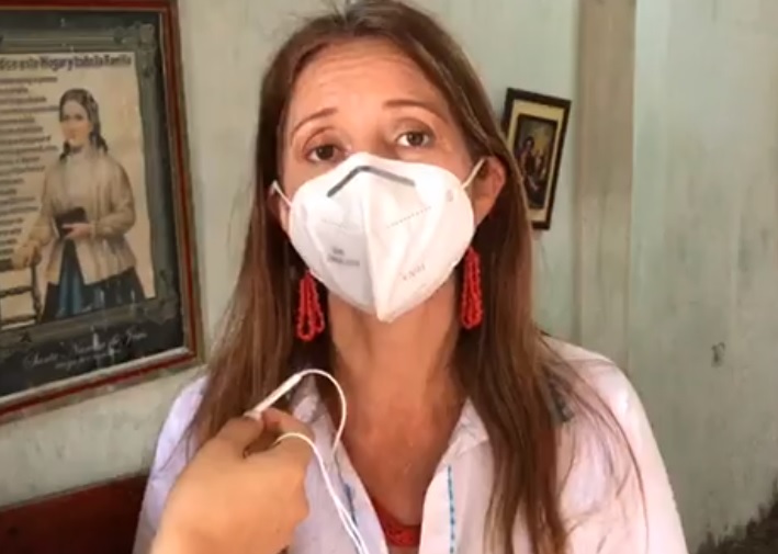 Lorena Rojas: ‘Estamos en el segundo brote de la pandemia… en el IESS están atendiendo hasta en las sillas’