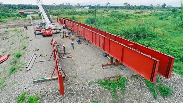 Valencia: Avanza la construcción del puente sobre el río San Pablo