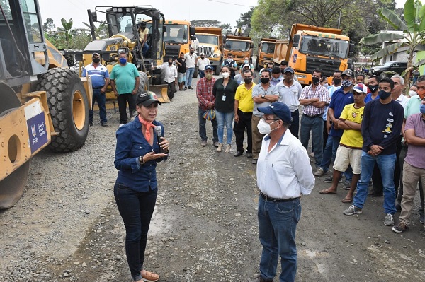 Alcalde de El Empalme y Prefecta del Guayas se reúnen para realizar convenio de mejoras a los caminos vecinales