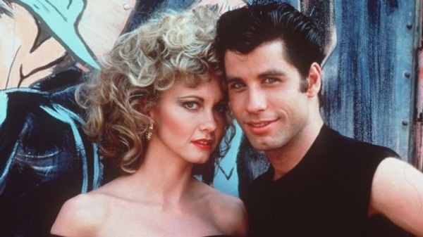 Piden cancelar ‘Grease’ por fomentar el machismo y la homofobia