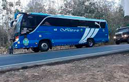 Pasajeros de transporte Sucre se quedaron sin zapatos tras asalto de película en vía Buena Fe-Quevedo