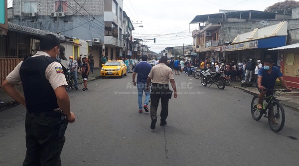 Quevedo: Quevedo Policía resultó herido por arma de fuego al intentar frustrar un robo