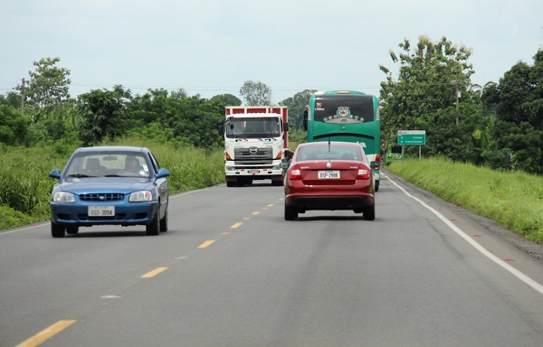 Ecuador: Del 1 al 4 de abril hay restricción vehicular por placa en la red vial estatal