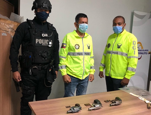 Armas de fuego fueron decomisadas durante operativo en la cárcel de Quevedo