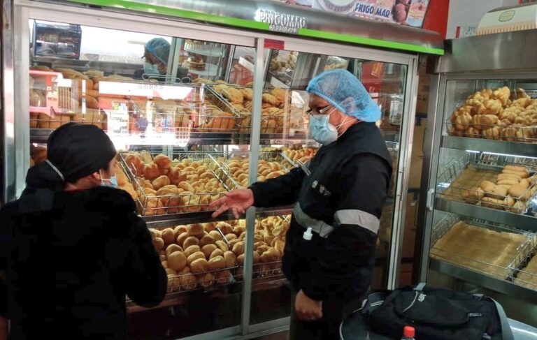 Arcsa visita panaderías de Bolívar para garantizar la calidad el pan