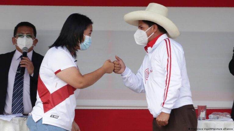Hoy Perú conocerá a su nuevo presidente; peruanos a las urnas