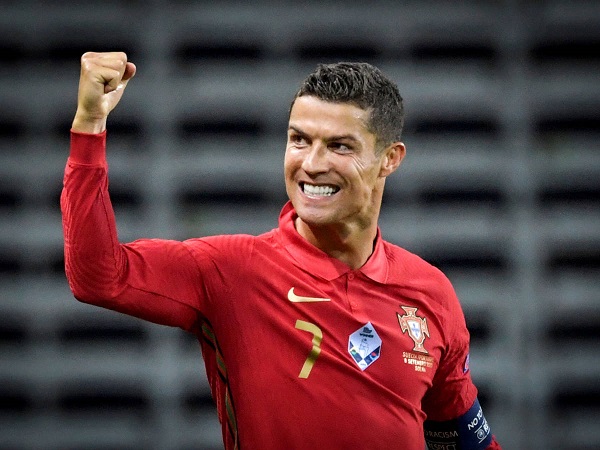 Ronaldo, primer futbolista en jugar cinco ediciones del torneo continental de selecciones