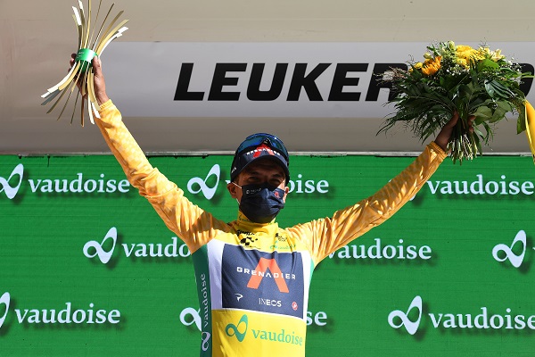 El ecuatoriano Richard Carapaz se posesiona como el nuevo líder en el Tour de Suiza