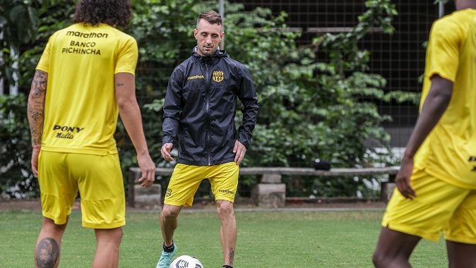 ENTRENAMIENTOS. Con el regreso de Damián Díaz a las prácticas, trabajamos en canchas alternas antes de visitar al Técnico