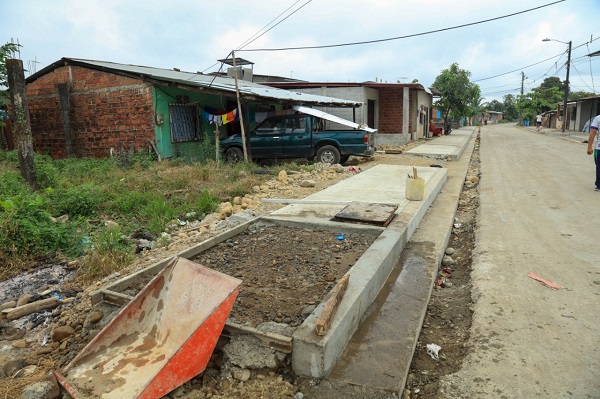 Obras para la parroquia La Unión en Babahoyo