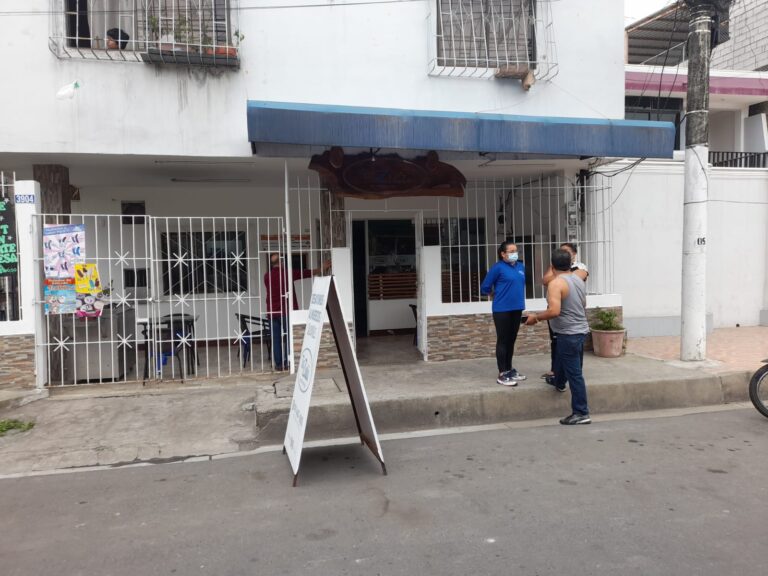 Restaurante Tía Zulú recibió cuatro disparos en Babahoyo