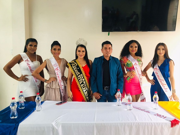 Seis bellas chicas se candidatizaron a Reina de parroquia Viva Alfaro