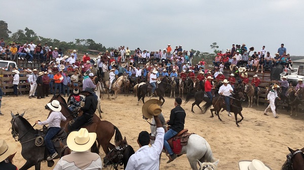 Mocache celebró por lo alto el día de la Interculturalidad y Plurinacionalidad