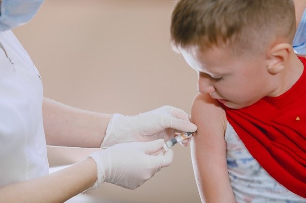 FDA autoriza aplicación de vacuna Pfizer a niños de 5 a 11 años