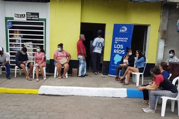 CNE Los Ríos brinda servicio de cambio de domicilio electoral en el cantón Mocache