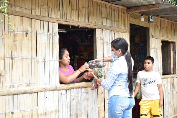 Babenses reciben productos de primera necesidad perecibles