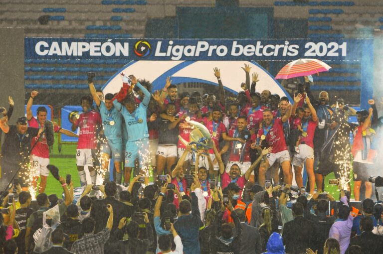 Independiente del Valle se consagra campeón del futbol ecuatoriano