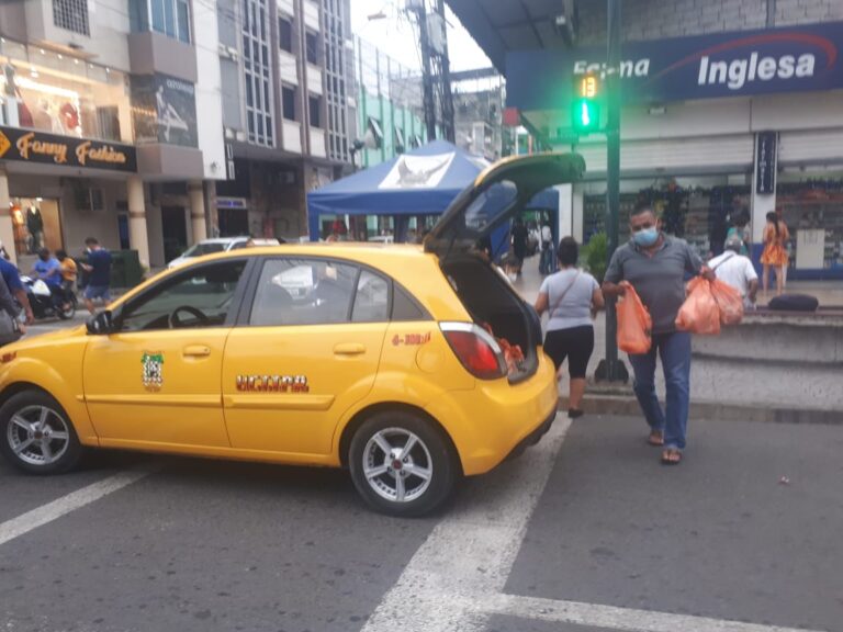 ‘El peaje es tendencia’, taxistas piden más resguardo policial en  zonas peligrosas