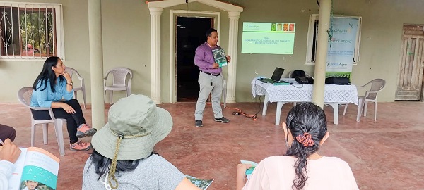 Realizan charla de Educación Ambiental en Quinsaloma