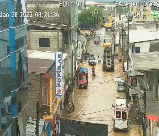 Guayas: Familias evacuadas por desbordamiento del río Balao