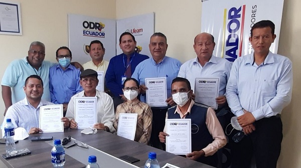 Fundación ODR-Ecuador destaca con reconocimiento labor de periodistas
