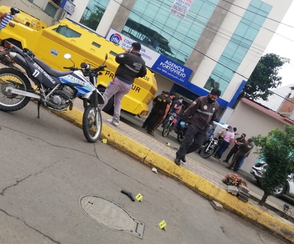 Antisocial resultó herido en medio de un intento de asalto en Portoviejo