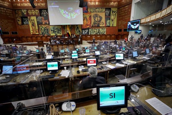 Con 75 votos, la Asamblea Nacional aprueba ley de aborto por violación en Ecuador