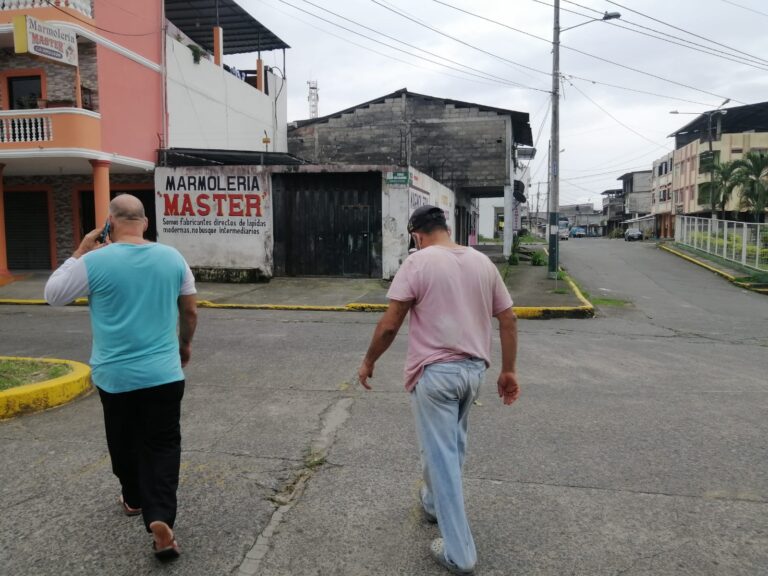 La Maná: Menor de 15 años fue hallado muerto con una herida de machete en el cuello