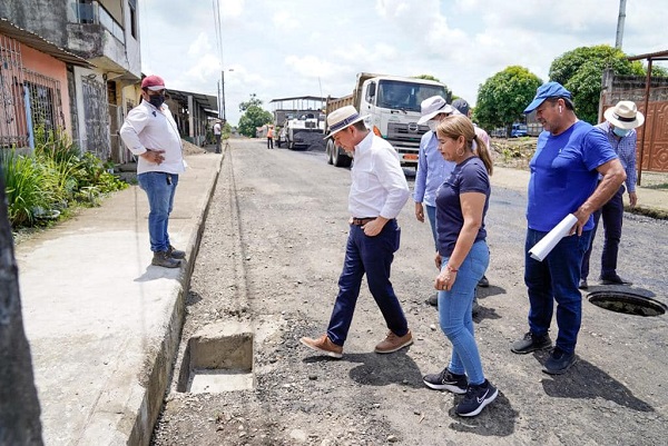 Prefectura de Los Ríos ejecuta obra en el cantón Quevedo