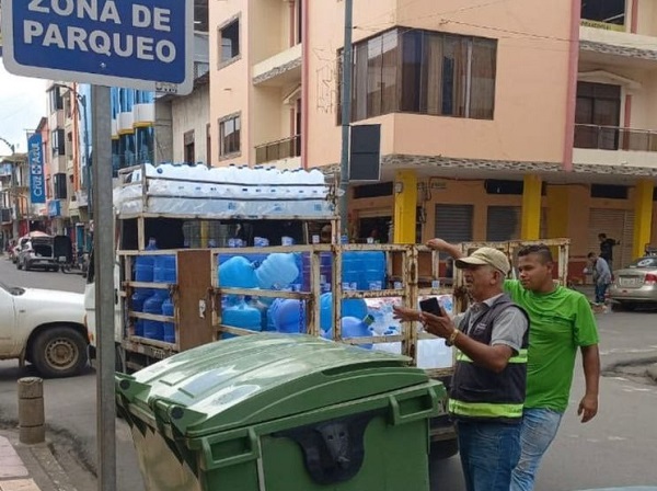 Mocache: Comisaría Municipal ejecutó controles en la vía y gasolineras
