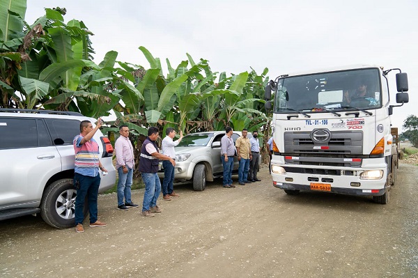 Prefecto de Los Ríos constató avance de obra en Babahoyo