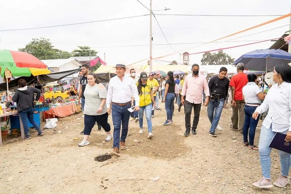 Trabajos de asfaltado también ejecuta la Prefectura de Los Ríos en Baba